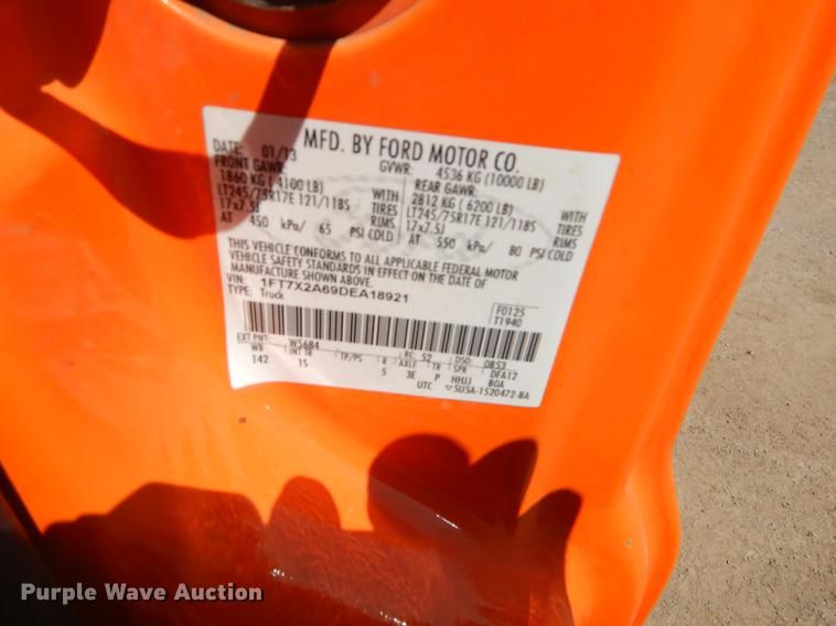 image for item DC2284 2013 Ford F250 Super Duty XL SuperCab pickup truck