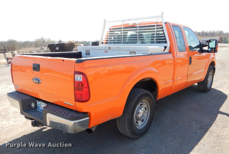 image for item DC2285 2013 Ford F250 Super Duty XL SuperCab pickup truck