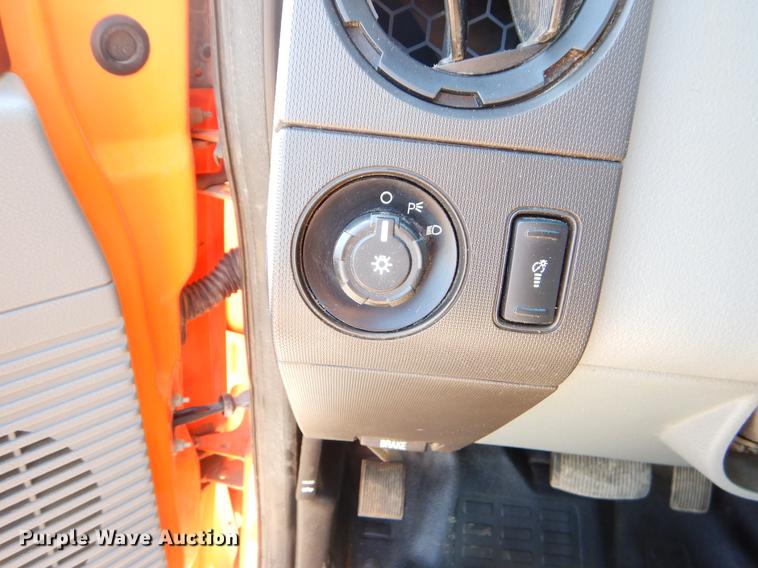 image for item DC2285 2013 Ford F250 Super Duty XL SuperCab pickup truck