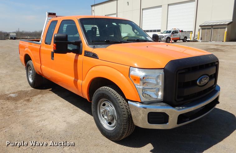 image for item DC2286 2012 Ford F250 Super Duty SuperCab pickup truck