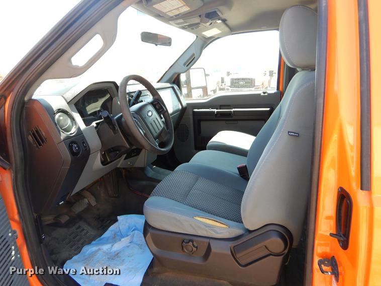 image for item DC2286 2012 Ford F250 Super Duty SuperCab pickup truck