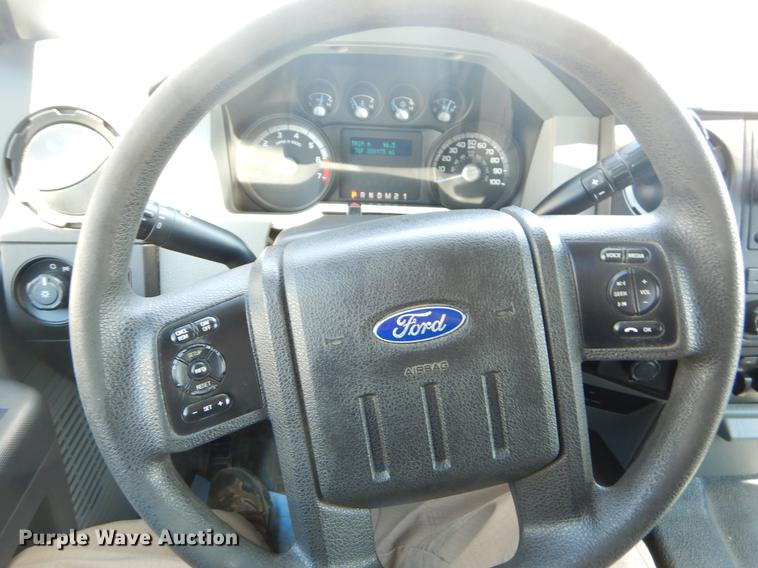 image for item DC2286 2012 Ford F250 Super Duty SuperCab pickup truck