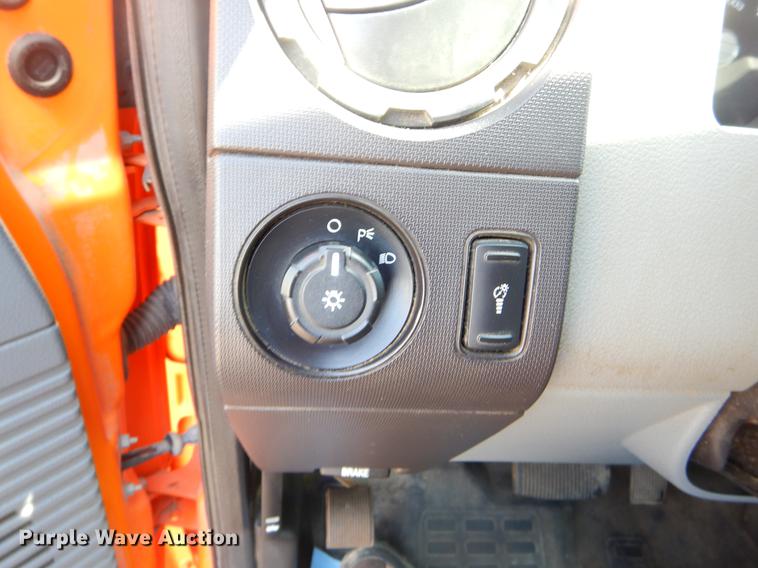 image for item DC2286 2012 Ford F250 Super Duty SuperCab pickup truck