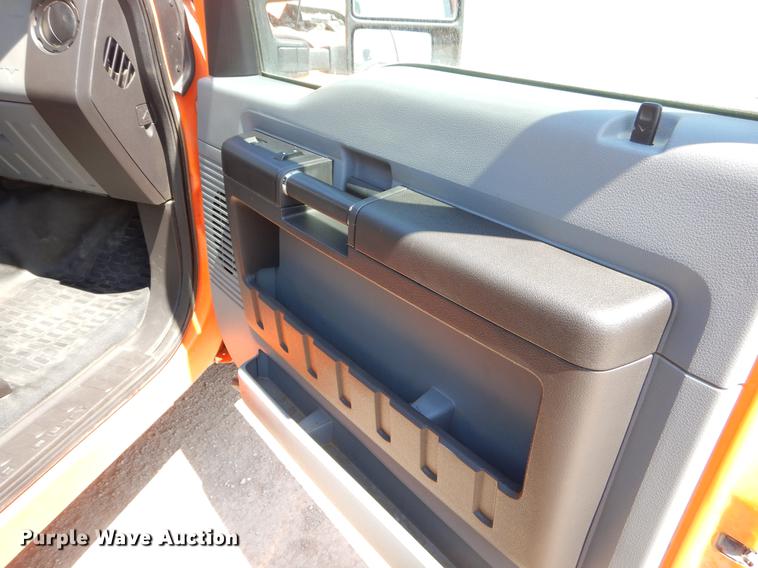 image for item DC2286 2012 Ford F250 Super Duty SuperCab pickup truck