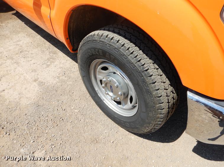 image for item DC2286 2012 Ford F250 Super Duty SuperCab pickup truck