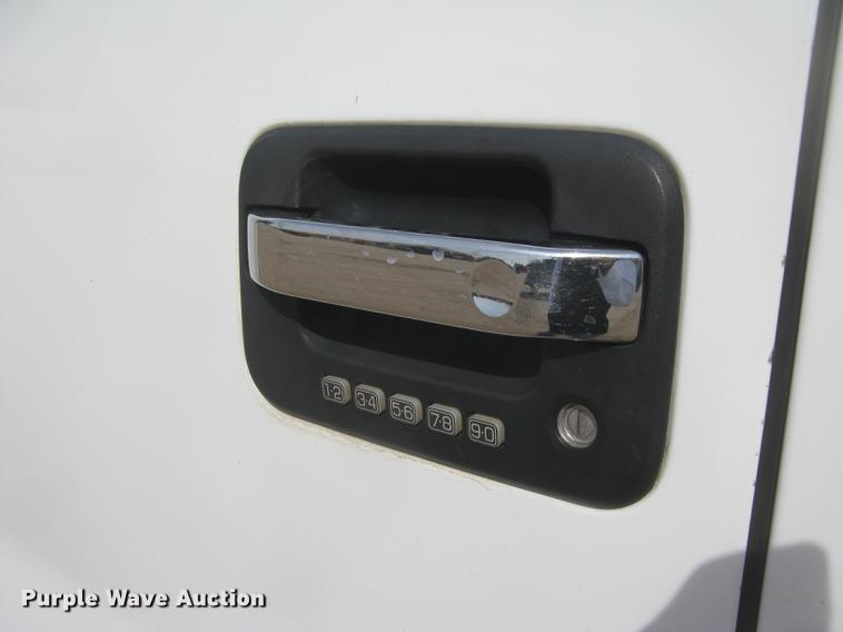 image for item DC2295 2014 Ford F150 XLT SuperCab pickup truck