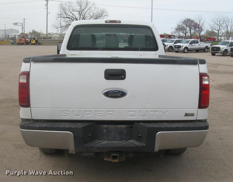 image for item DC2296 2011 Ford F250 Super Duty XL Crew Cab pickup truck