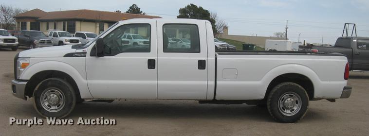 image for item DC2296 2011 Ford F250 Super Duty XL Crew Cab pickup truck