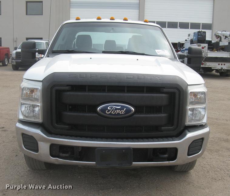 image for item DC2296 2011 Ford F250 Super Duty XL Crew Cab pickup truck