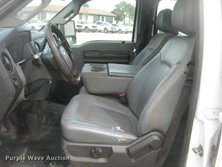 image for item DC2296 2011 Ford F250 Super Duty XL Crew Cab pickup truck