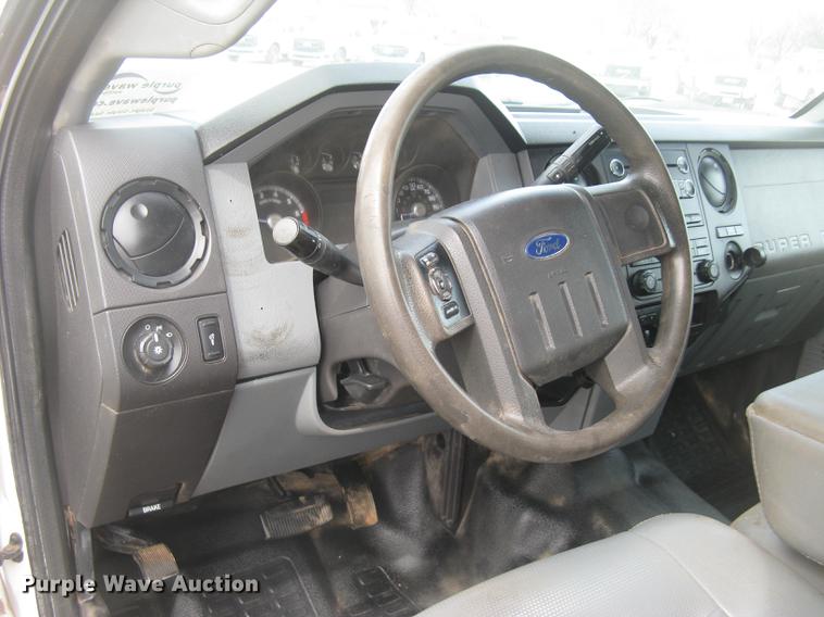 image for item DC2296 2011 Ford F250 Super Duty XL Crew Cab pickup truck