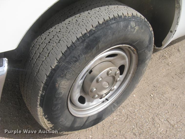 image for item DC2296 2011 Ford F250 Super Duty XL Crew Cab pickup truck