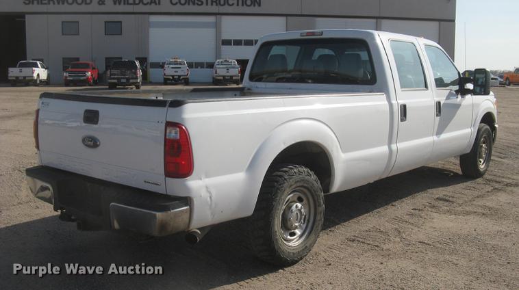 image for item DC2302 2013 Ford F350 Super Duty XL Crew Cab pickup truck