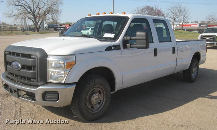 image for item DC2302 2013 Ford F350 Super Duty XL Crew Cab pickup truck