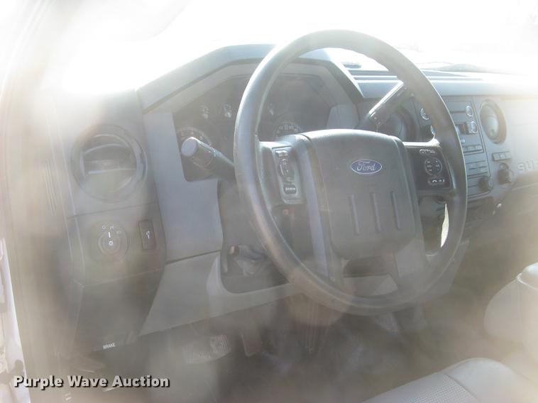 image for item DC2302 2013 Ford F350 Super Duty XL Crew Cab pickup truck