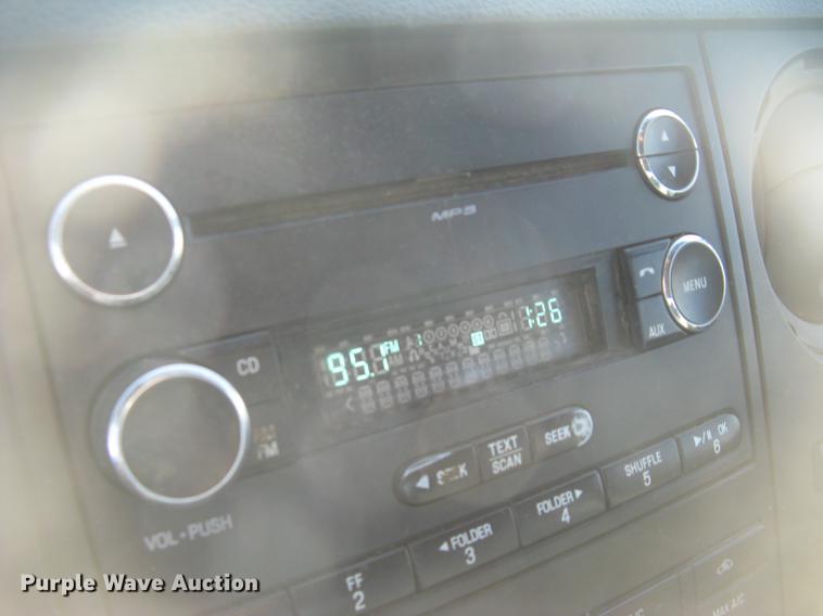 image for item DC2302 2013 Ford F350 Super Duty XL Crew Cab pickup truck