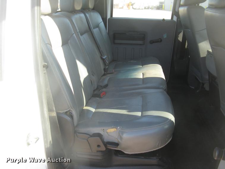 image for item DC2302 2013 Ford F350 Super Duty XL Crew Cab pickup truck