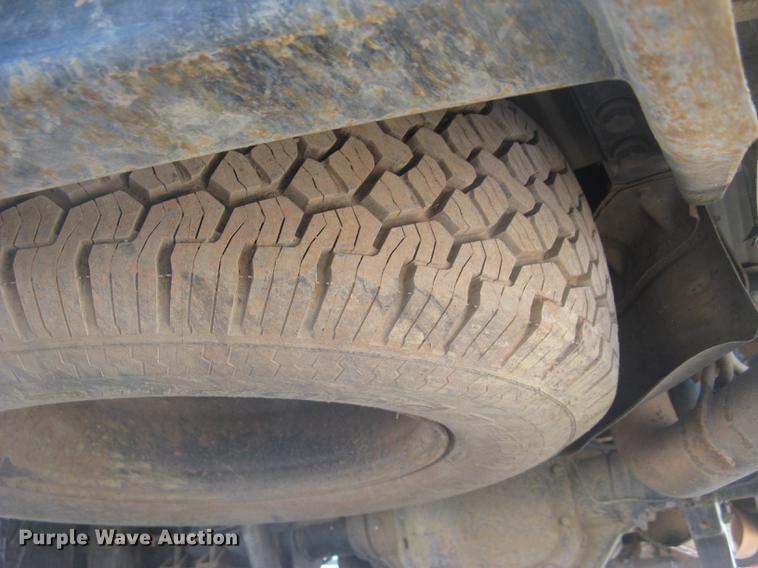 image for item DC2302 2013 Ford F350 Super Duty XL Crew Cab pickup truck