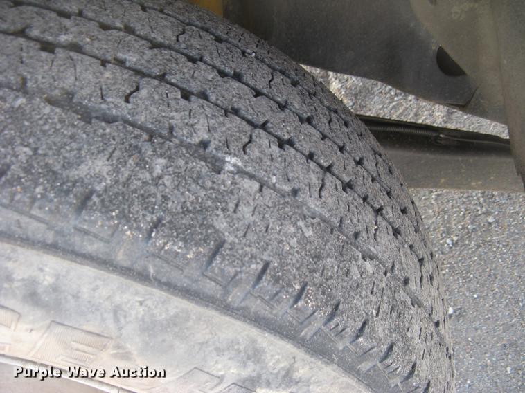 image for item DC2302 2013 Ford F350 Super Duty XL Crew Cab pickup truck