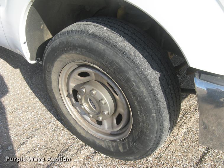 image for item DC2302 2013 Ford F350 Super Duty XL Crew Cab pickup truck