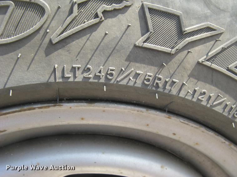 image for item DC2302 2013 Ford F350 Super Duty XL Crew Cab pickup truck