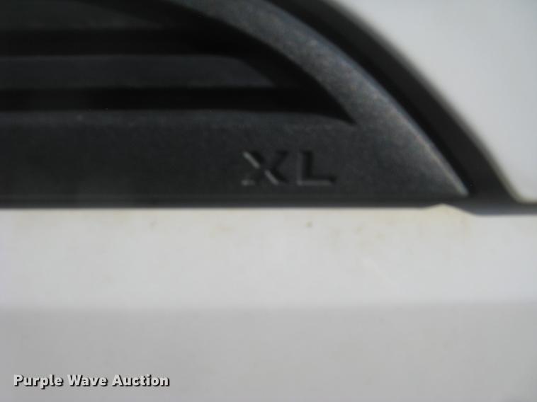 image for item DC2302 2013 Ford F350 Super Duty XL Crew Cab pickup truck