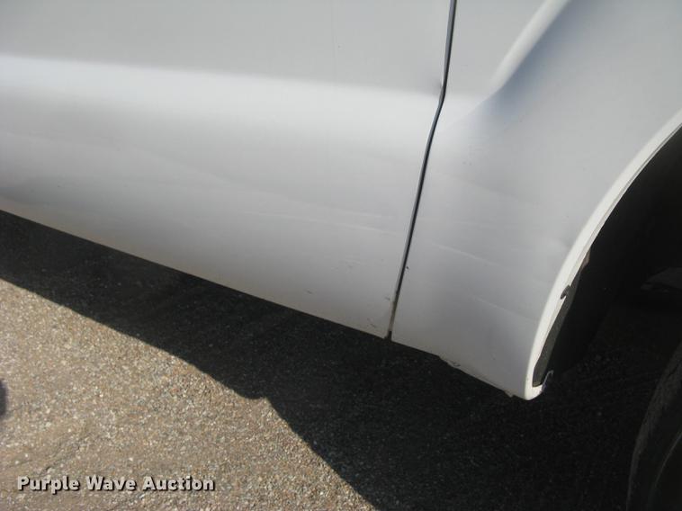 image for item DC2302 2013 Ford F350 Super Duty XL Crew Cab pickup truck