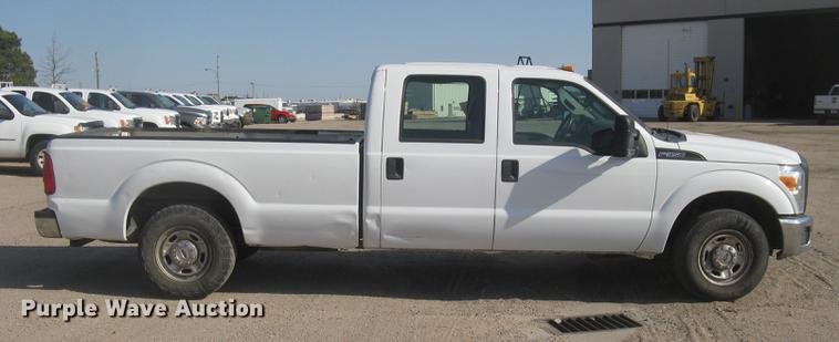 image for item DC2303 2013 Ford F350 Super Duty XL Crew Cab pickup truck