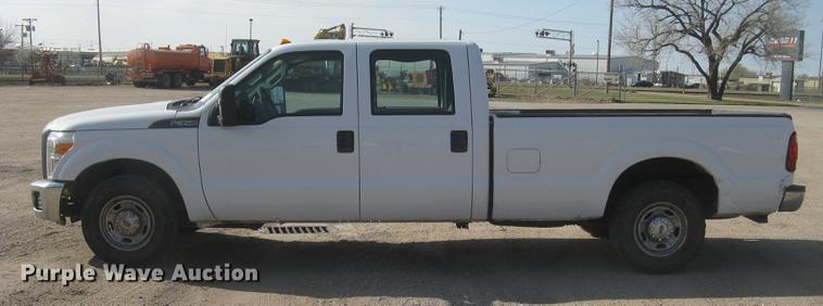 image for item DC2303 2013 Ford F350 Super Duty XL Crew Cab pickup truck