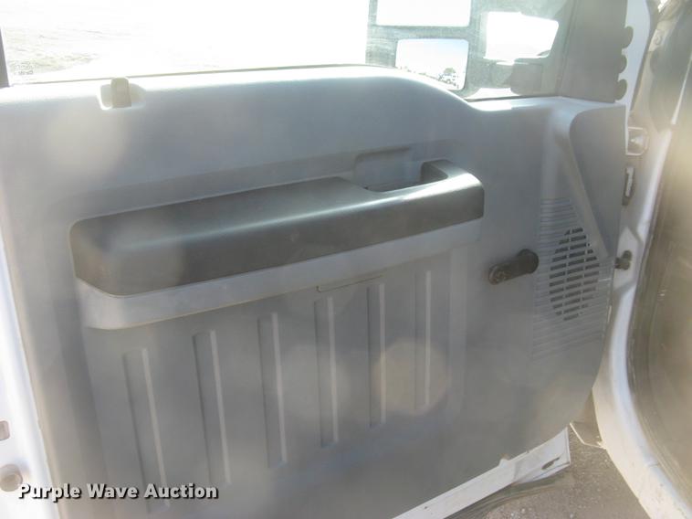 image for item DC2303 2013 Ford F350 Super Duty XL Crew Cab pickup truck