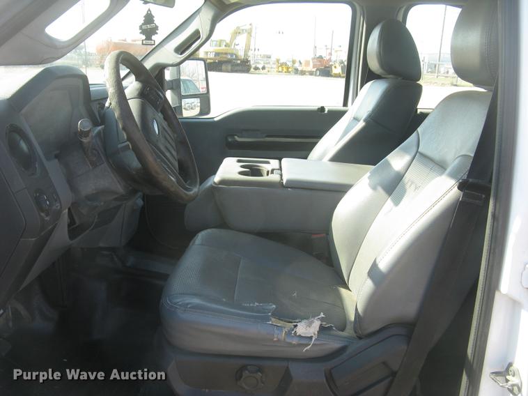 image for item DC2303 2013 Ford F350 Super Duty XL Crew Cab pickup truck