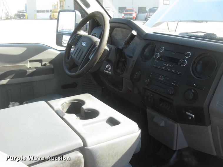 image for item DC2303 2013 Ford F350 Super Duty XL Crew Cab pickup truck