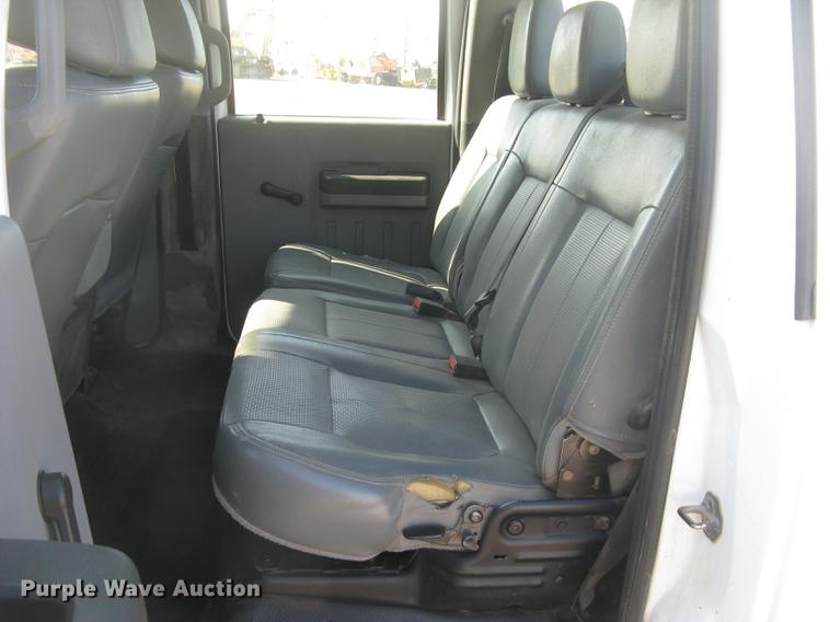 image for item DC2303 2013 Ford F350 Super Duty XL Crew Cab pickup truck