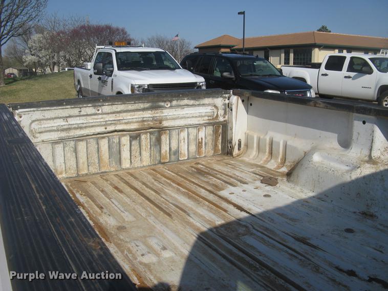 image for item DC2303 2013 Ford F350 Super Duty XL Crew Cab pickup truck