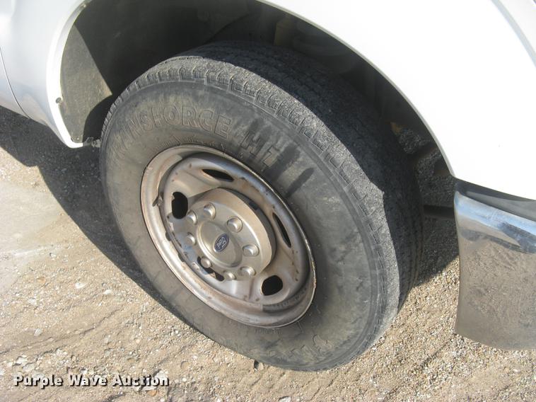 image for item DC2303 2013 Ford F350 Super Duty XL Crew Cab pickup truck