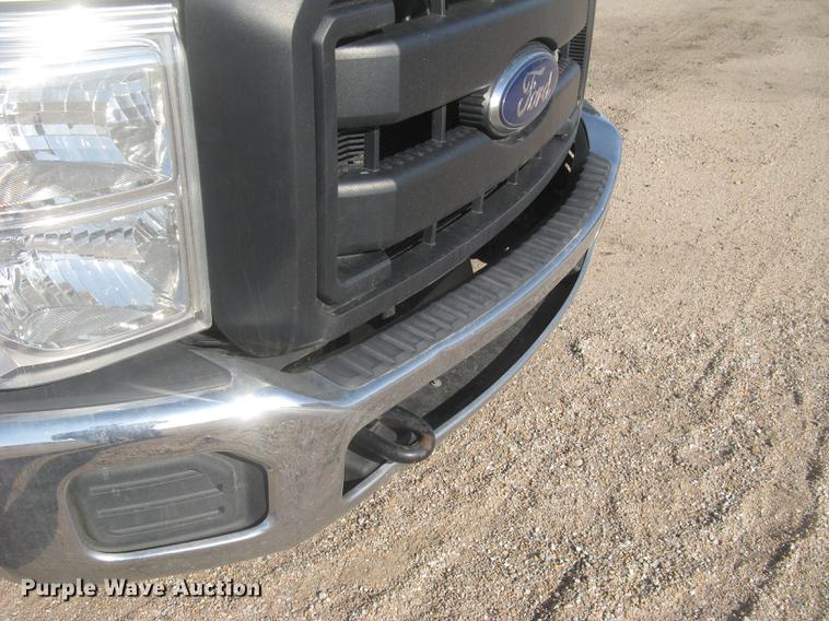 image for item DC2303 2013 Ford F350 Super Duty XL Crew Cab pickup truck
