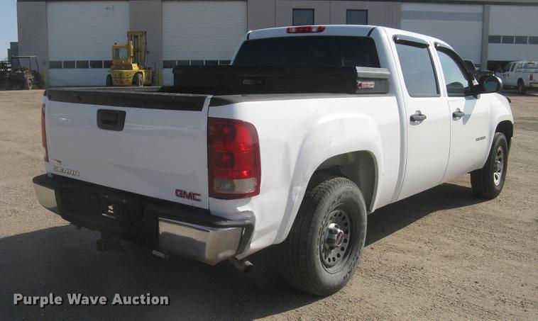 image for item DC2304 2010 GMC Sierra 1500 Crew Cab pickup truck
