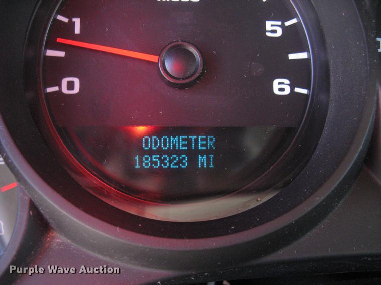 image for item DC2304 2010 GMC Sierra 1500 Crew Cab pickup truck