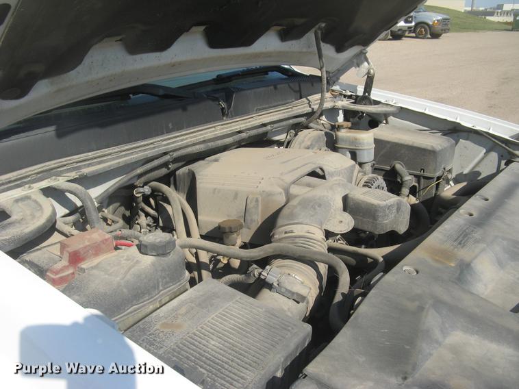 image for item DC2304 2010 GMC Sierra 1500 Crew Cab pickup truck