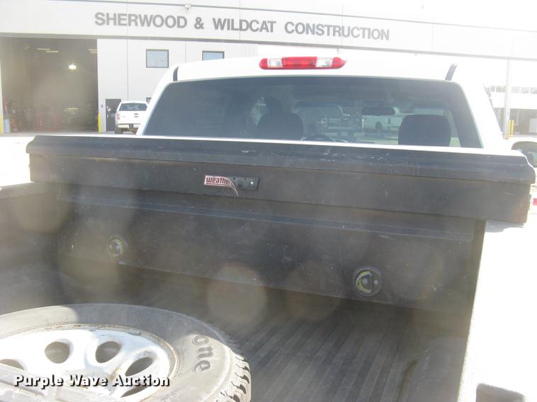 image for item DC2304 2010 GMC Sierra 1500 Crew Cab pickup truck