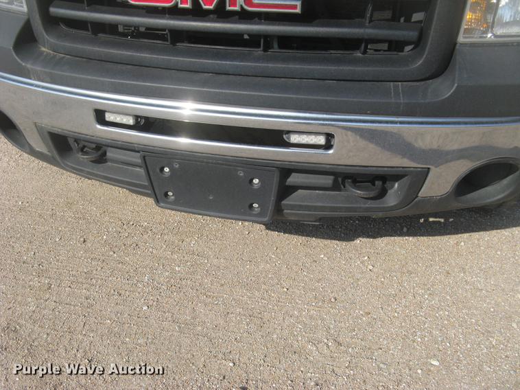 image for item DC2304 2010 GMC Sierra 1500 Crew Cab pickup truck