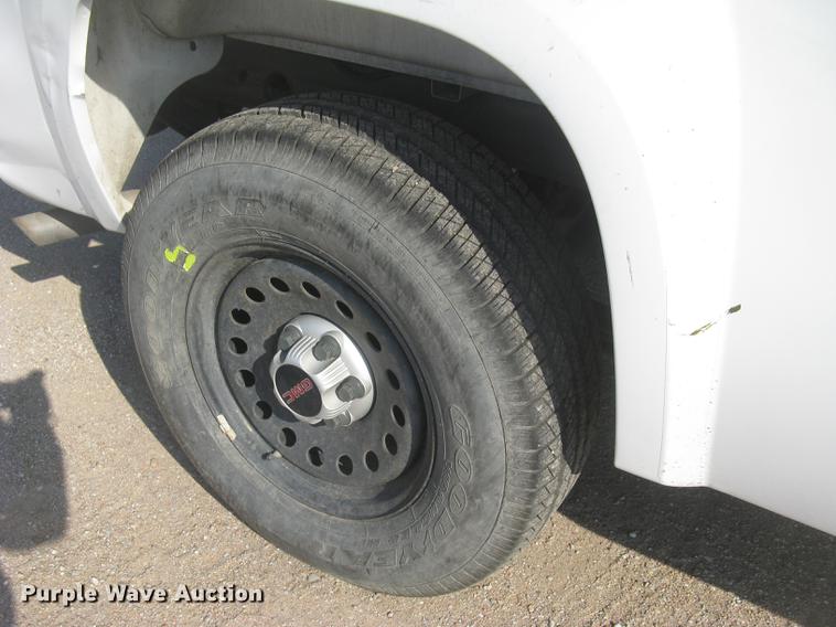 image for item DC2304 2010 GMC Sierra 1500 Crew Cab pickup truck