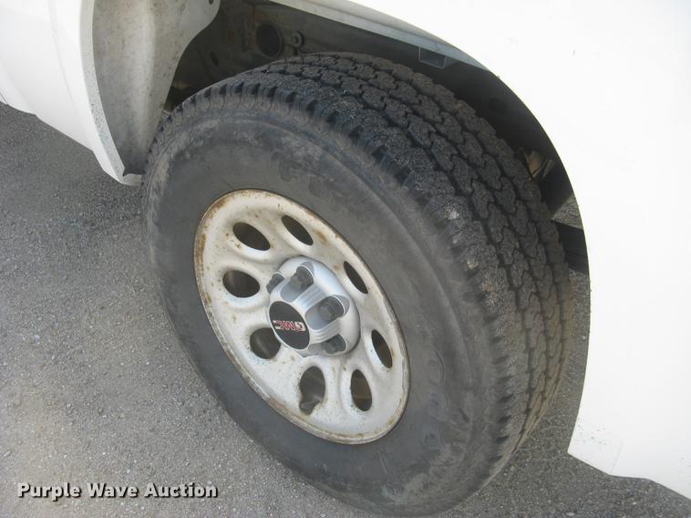 image for item DC2304 2010 GMC Sierra 1500 Crew Cab pickup truck