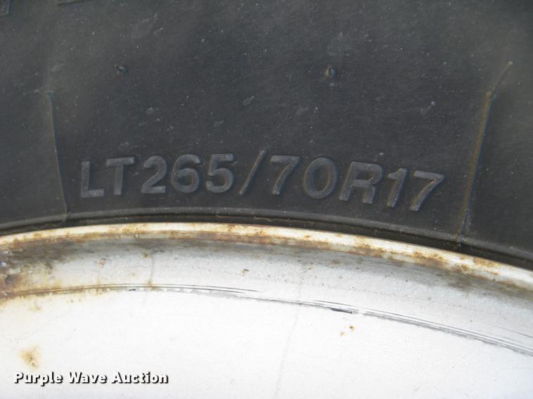 image for item DC2304 2010 GMC Sierra 1500 Crew Cab pickup truck