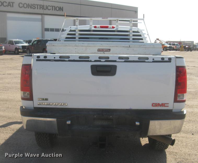 image for item DC2305 2012 GMC Sierra 2500HD Ext. Cab pickup truck