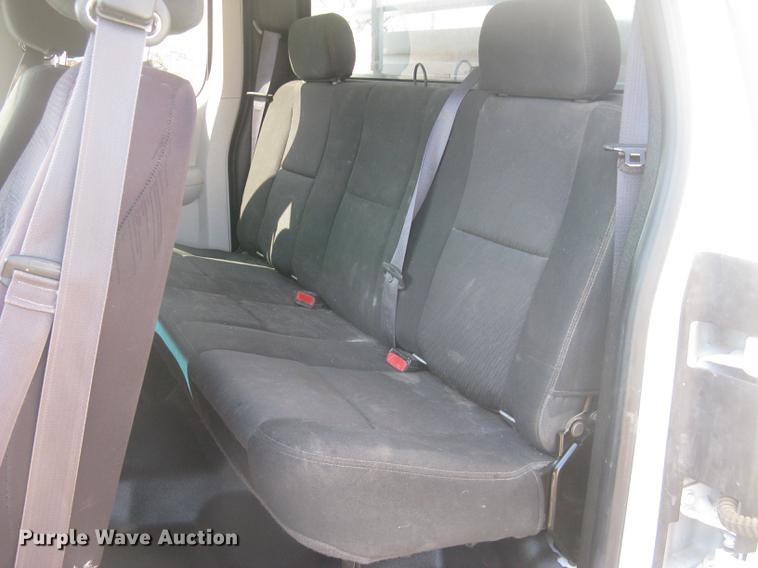 image for item DC2305 2012 GMC Sierra 2500HD Ext. Cab pickup truck