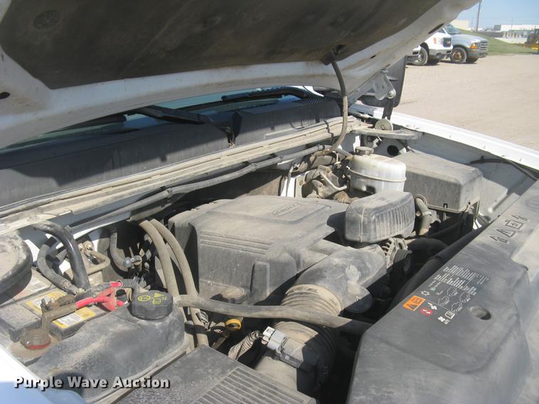 image for item DC2305 2012 GMC Sierra 2500HD Ext. Cab pickup truck