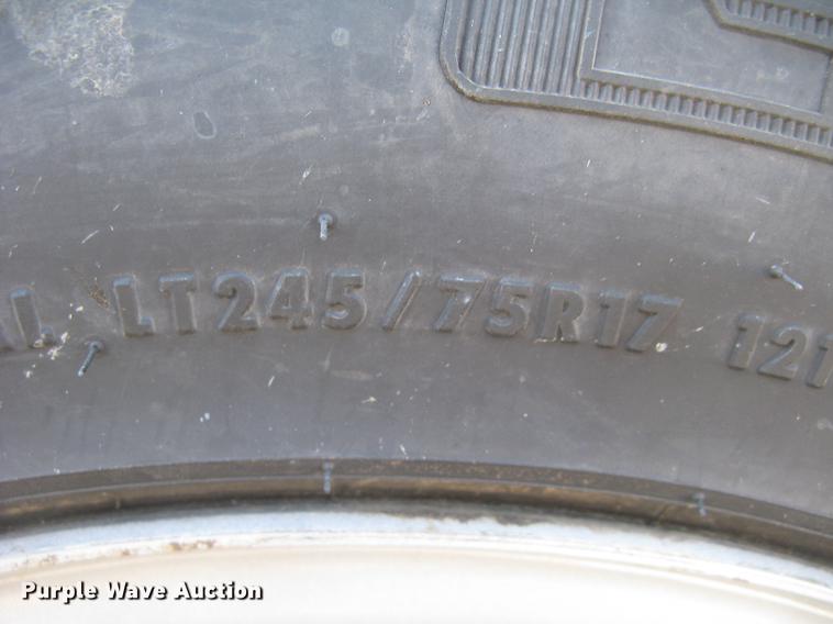 image for item DC2305 2012 GMC Sierra 2500HD Ext. Cab pickup truck