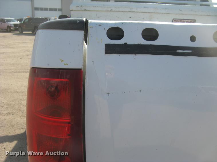 image for item DC2305 2012 GMC Sierra 2500HD Ext. Cab pickup truck