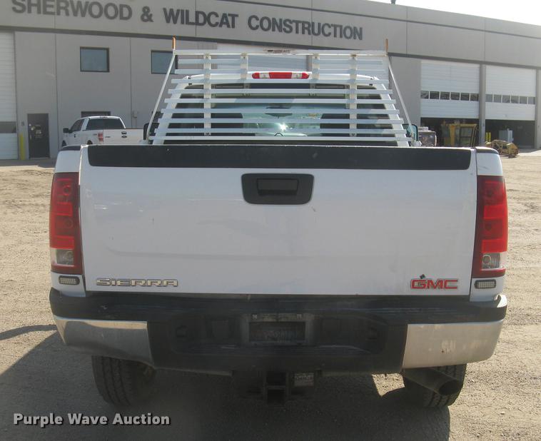 image for item DC2306 2013 GMC Sierra 2500HD Ext. Cab pickup truck